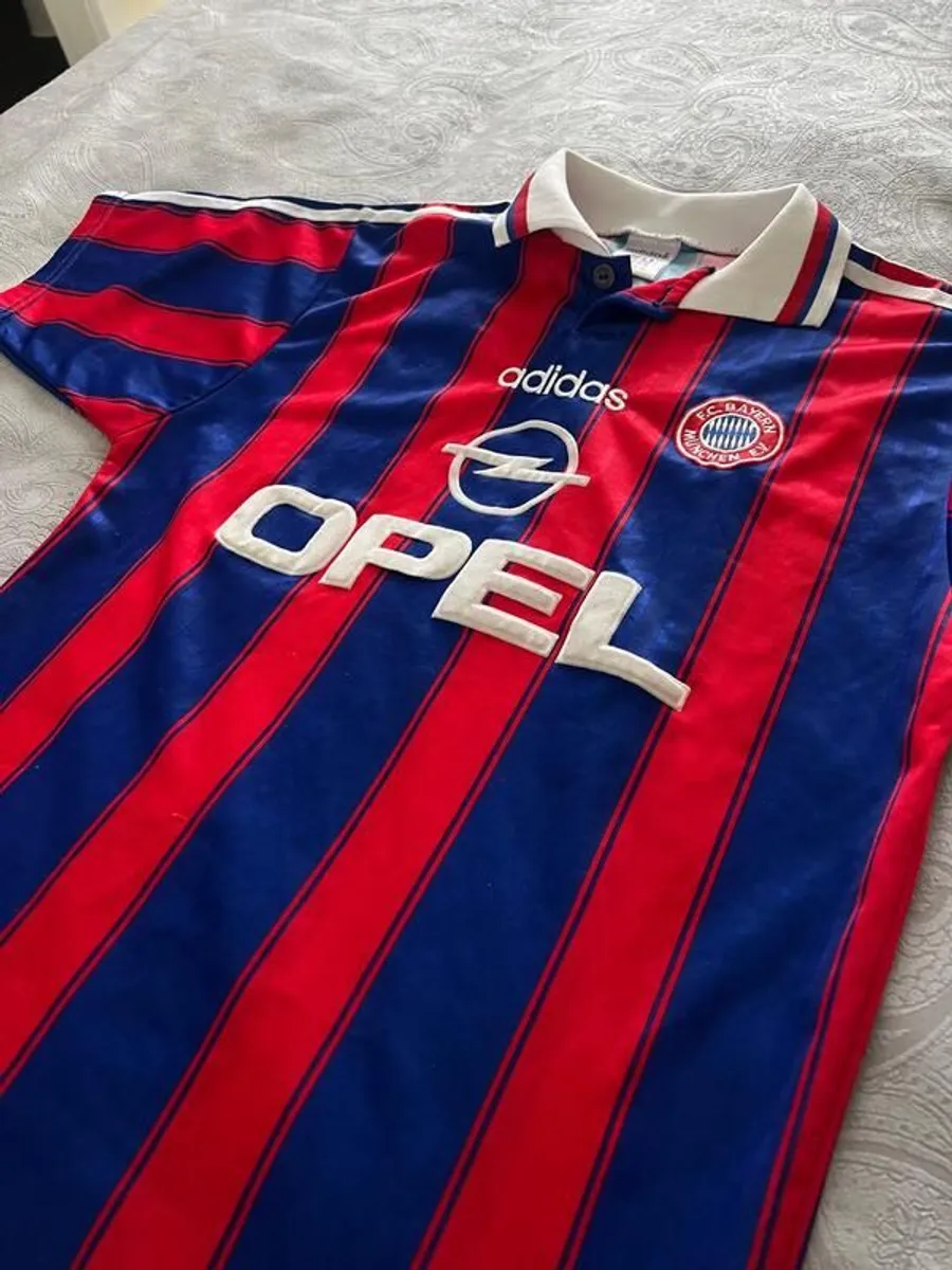 Original Bayern Munich Home Jersey 1995/97 - Image 3