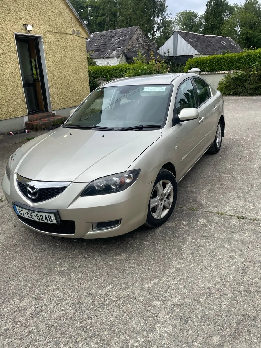 Mazda 3 - Image 2
