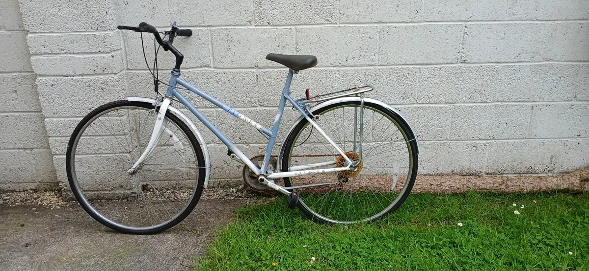 Ladies bike - Image 1
