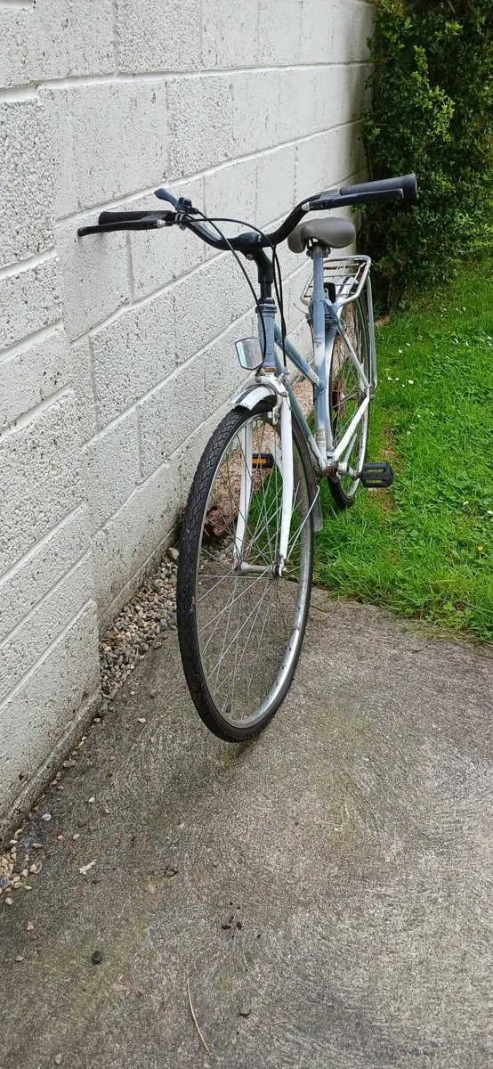 Ladies bike - Image 2