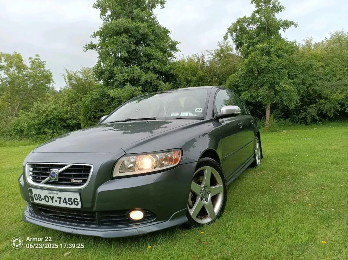 S40 Volvo - Image 2