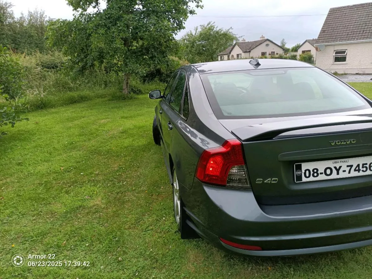 S40 Volvo - Image 3