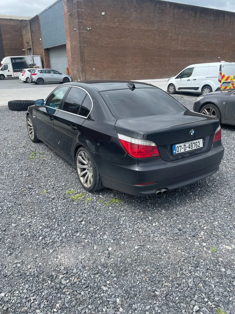 BMW 530d 2007 - Image 4