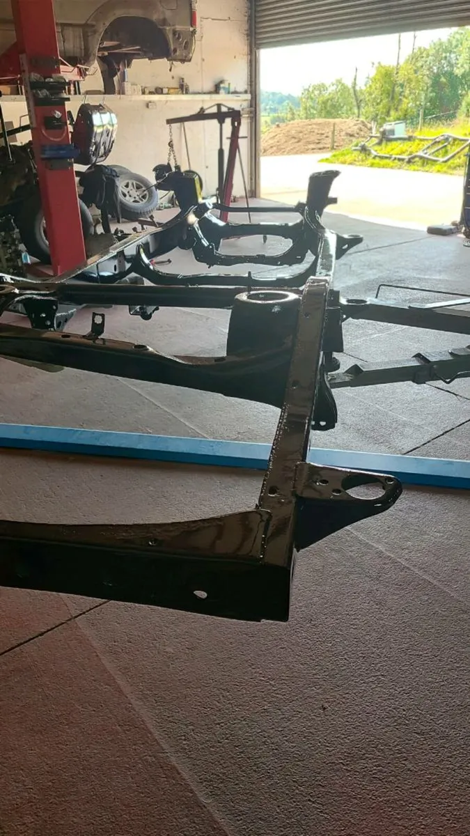 01 Landcruiser Chassis - Image 2