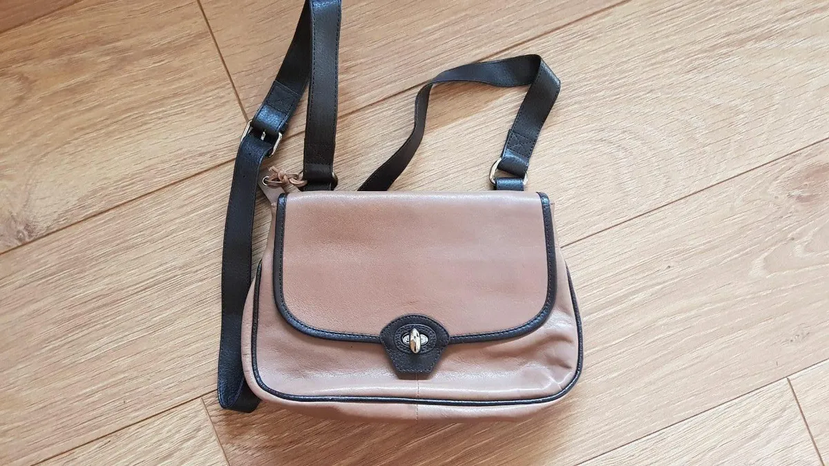 handbag- BRAND NEW - Image 1