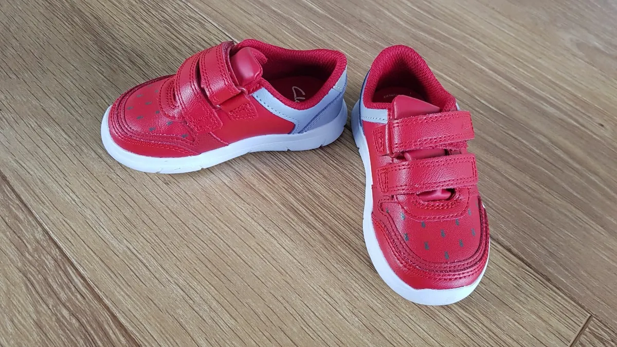 kids shoes- CLARKS - BRAND NEW size 22 - Image 4