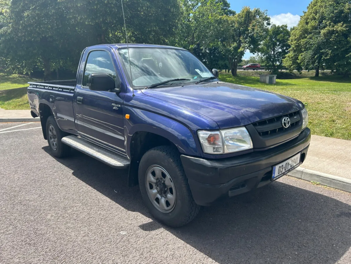 Toyota Hilux Brand NEW TEST 2.5D4D - Image 1