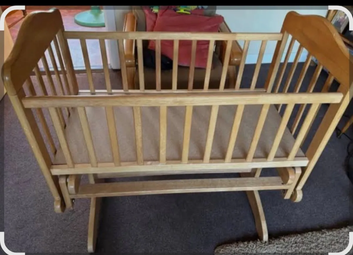 Babylo rocking cot