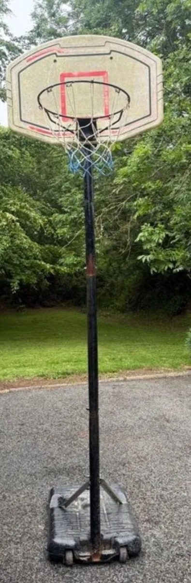 Basketball hoop. Delivery Available