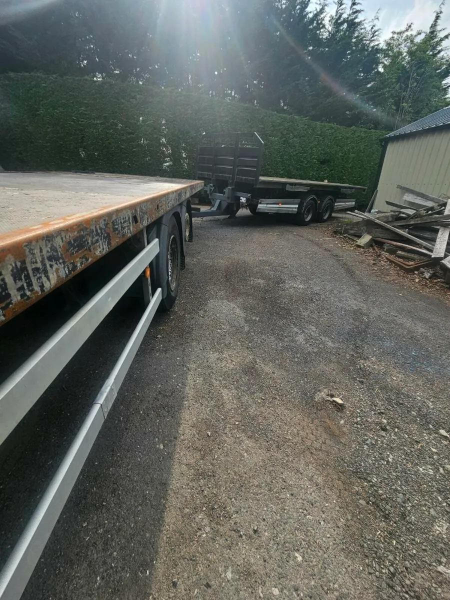 Man lorry and drag - Image 4