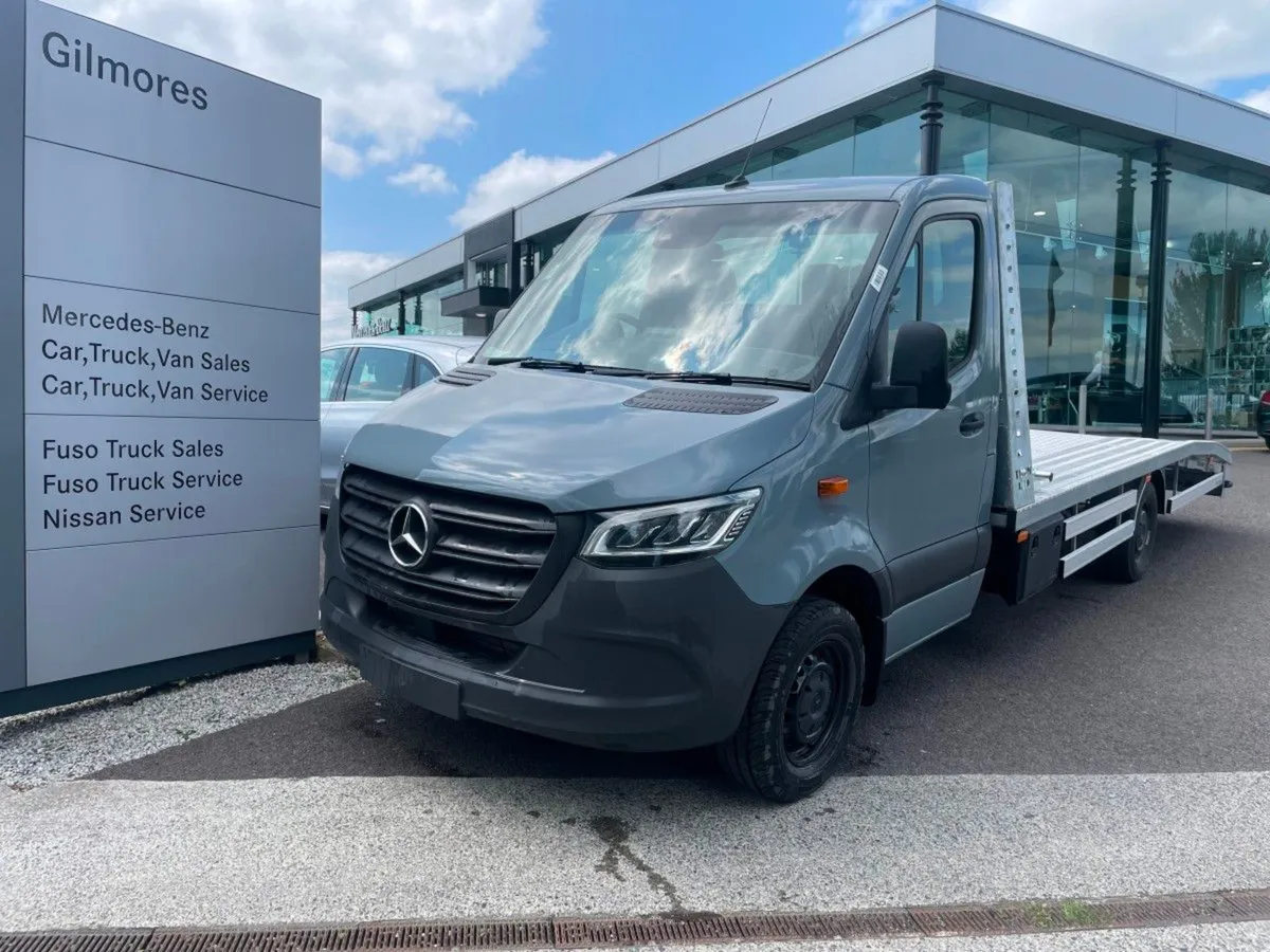 Mercedes-Benz Sprinter 317L Automatic - Image 2