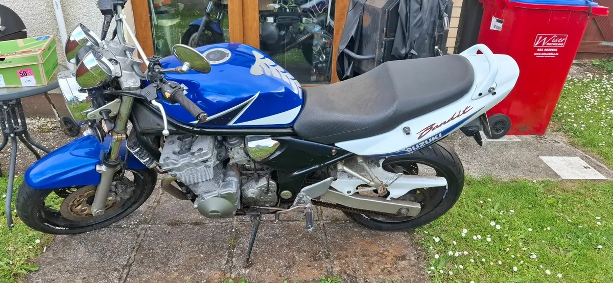 Suzuki Bandit GSF600 - Image 1