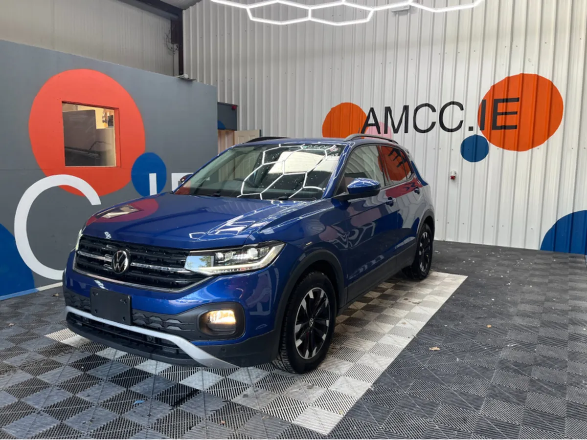 Volkswagen T-Cross 1.0 TSI ACTIVE / 7k KMs / REVER - Image 3