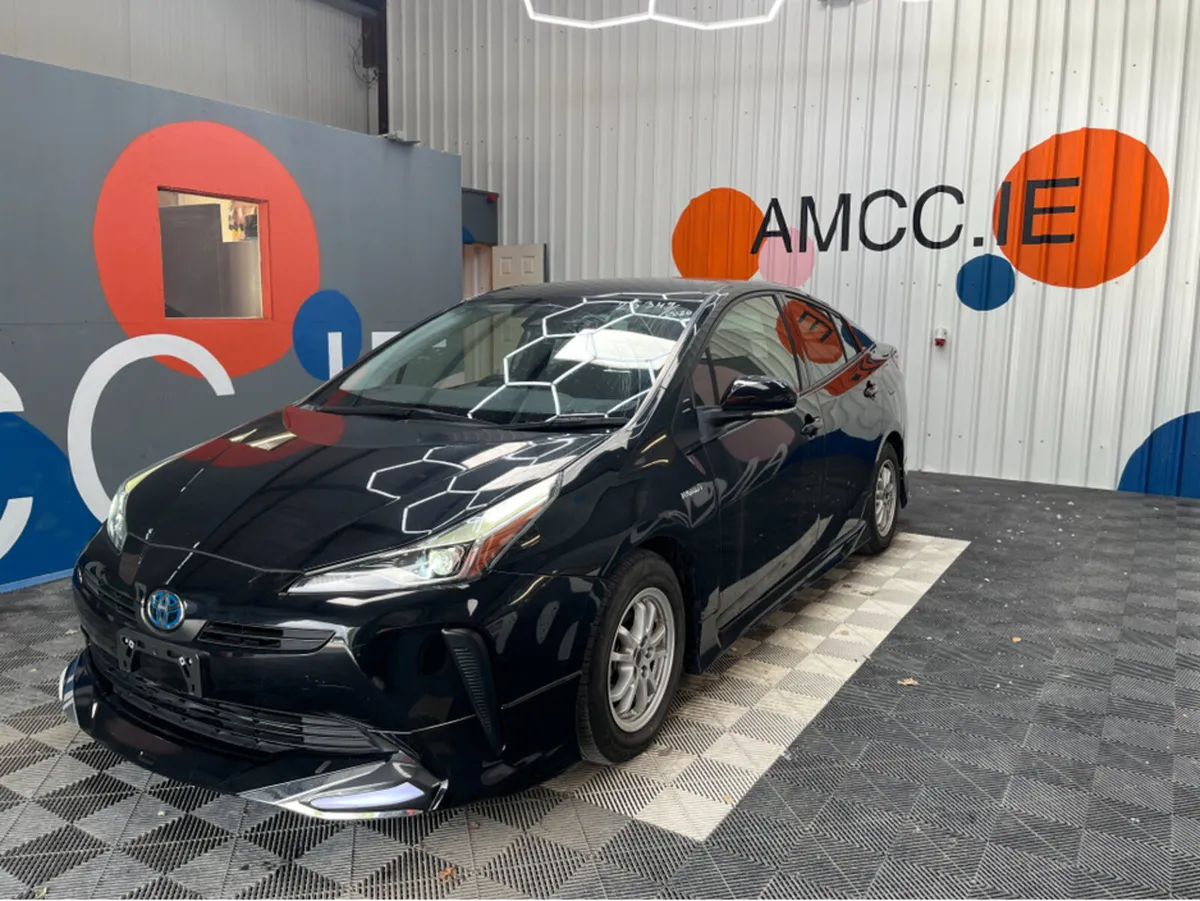 Toyota Prius 1.8 HYRBID / 94k KMs / REVERSE CAMERA - Image 3