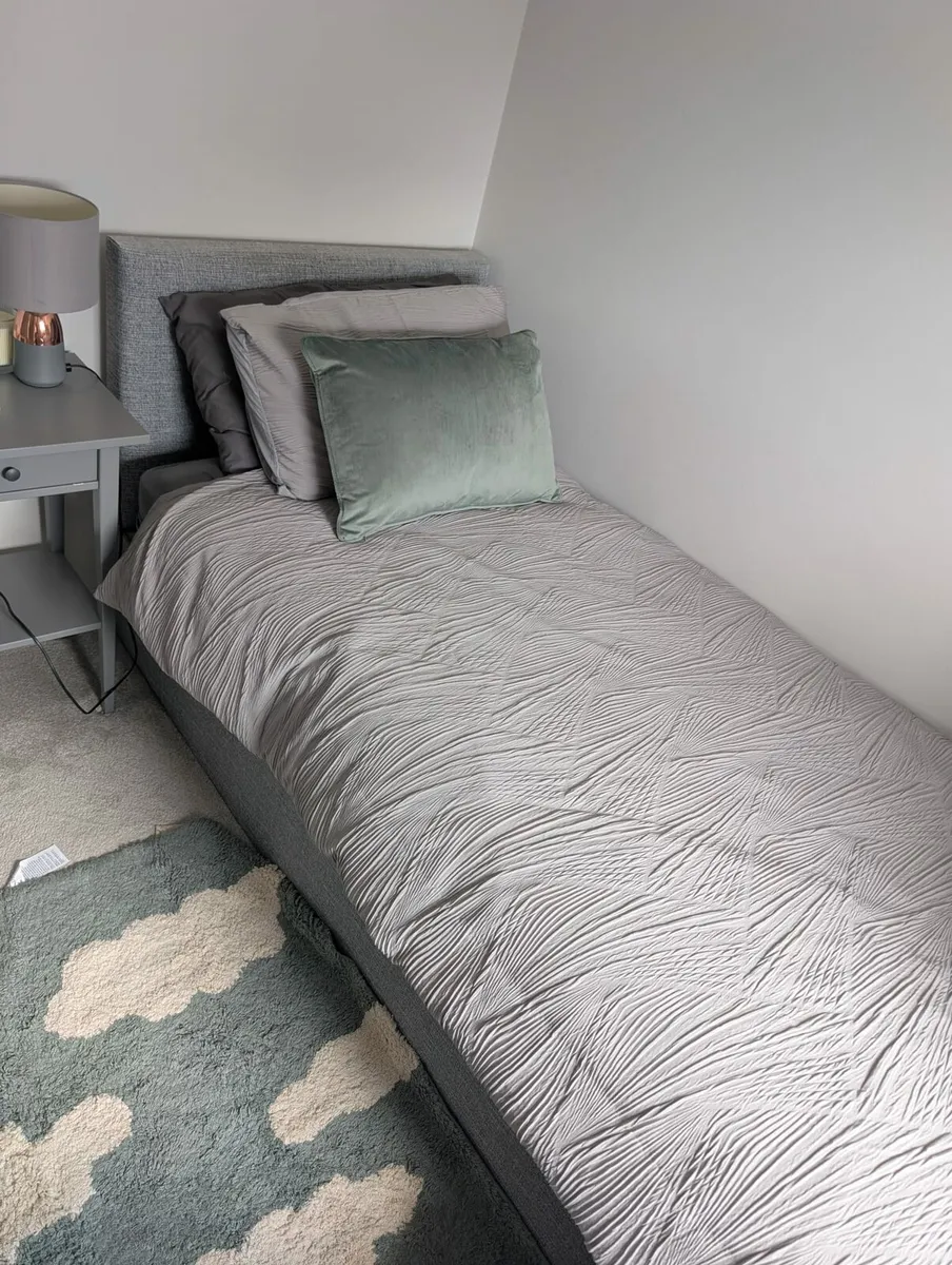 Single Bed - Image 1