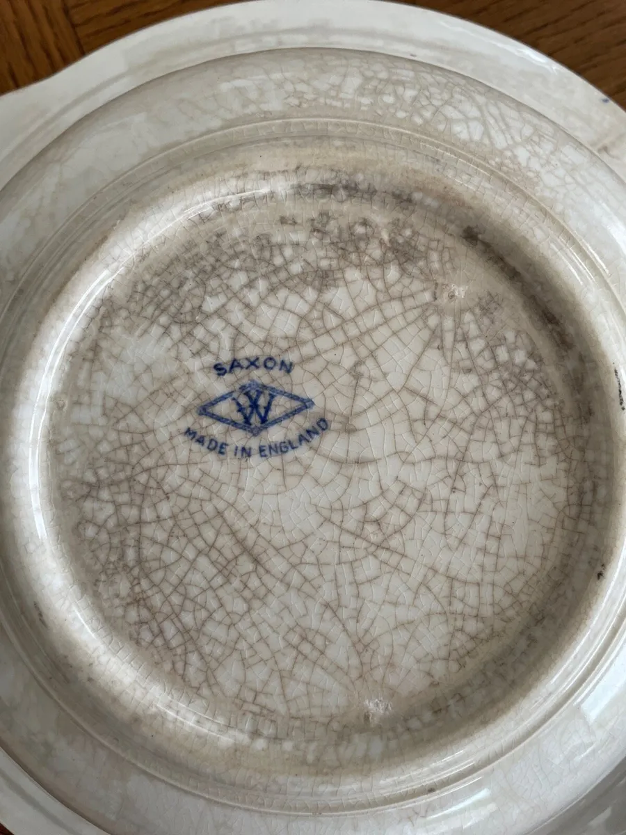 Vintage Staffordshire Saxon lidded serving dish - Image 4