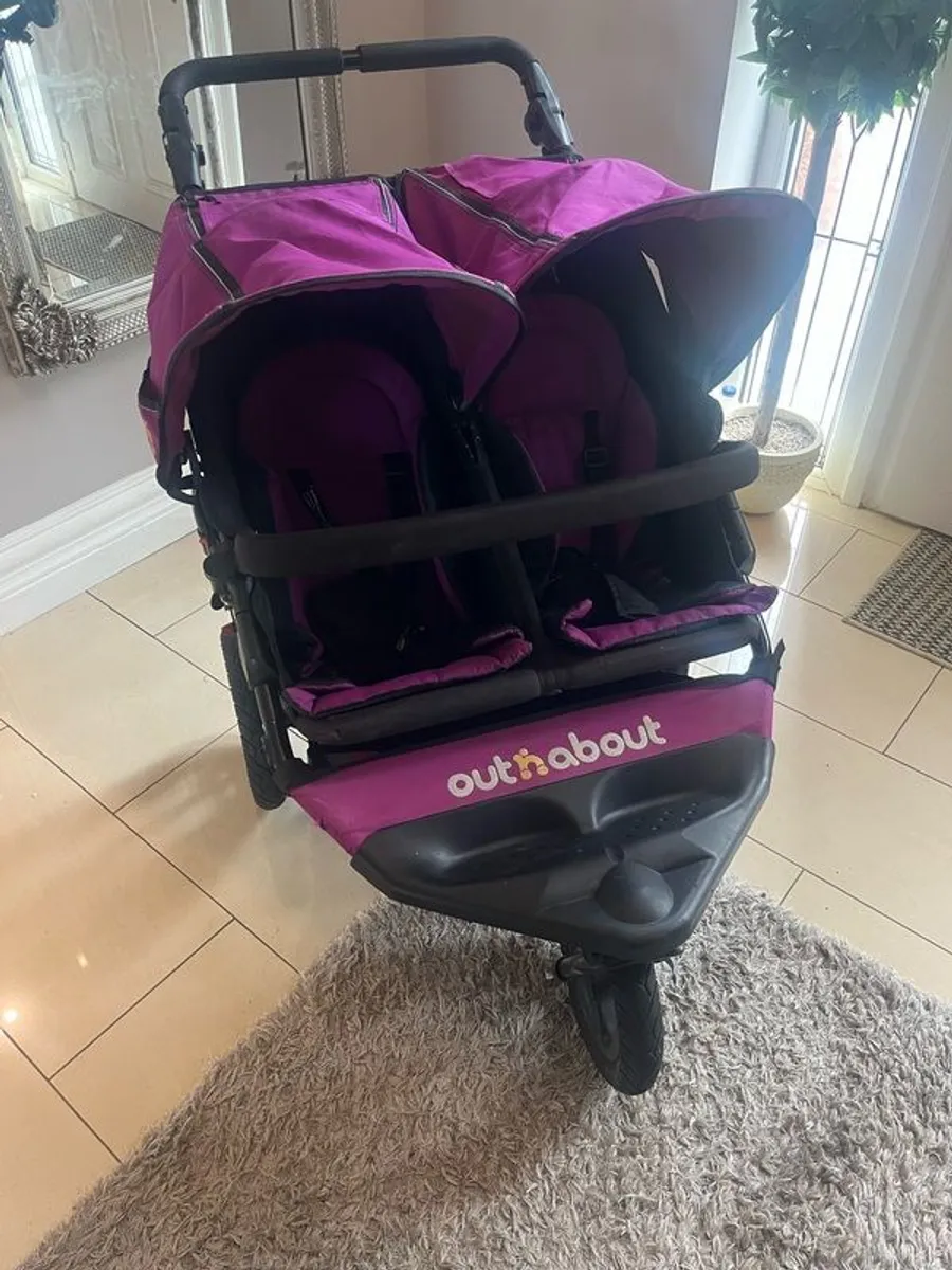 Out n about double nipper v4 buggy - Image 1