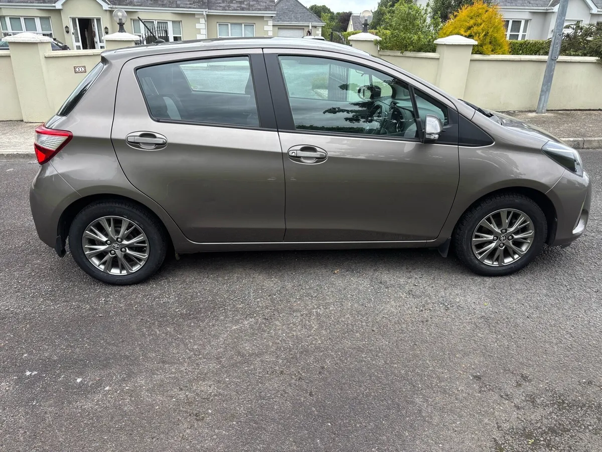Toyota Yaris - Image 4
