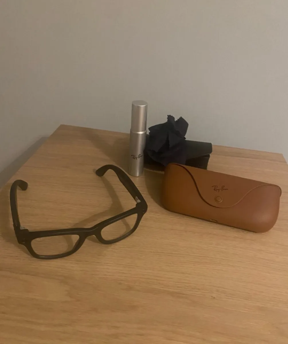 Ray Ban Meta Smart Glasses - Image 4