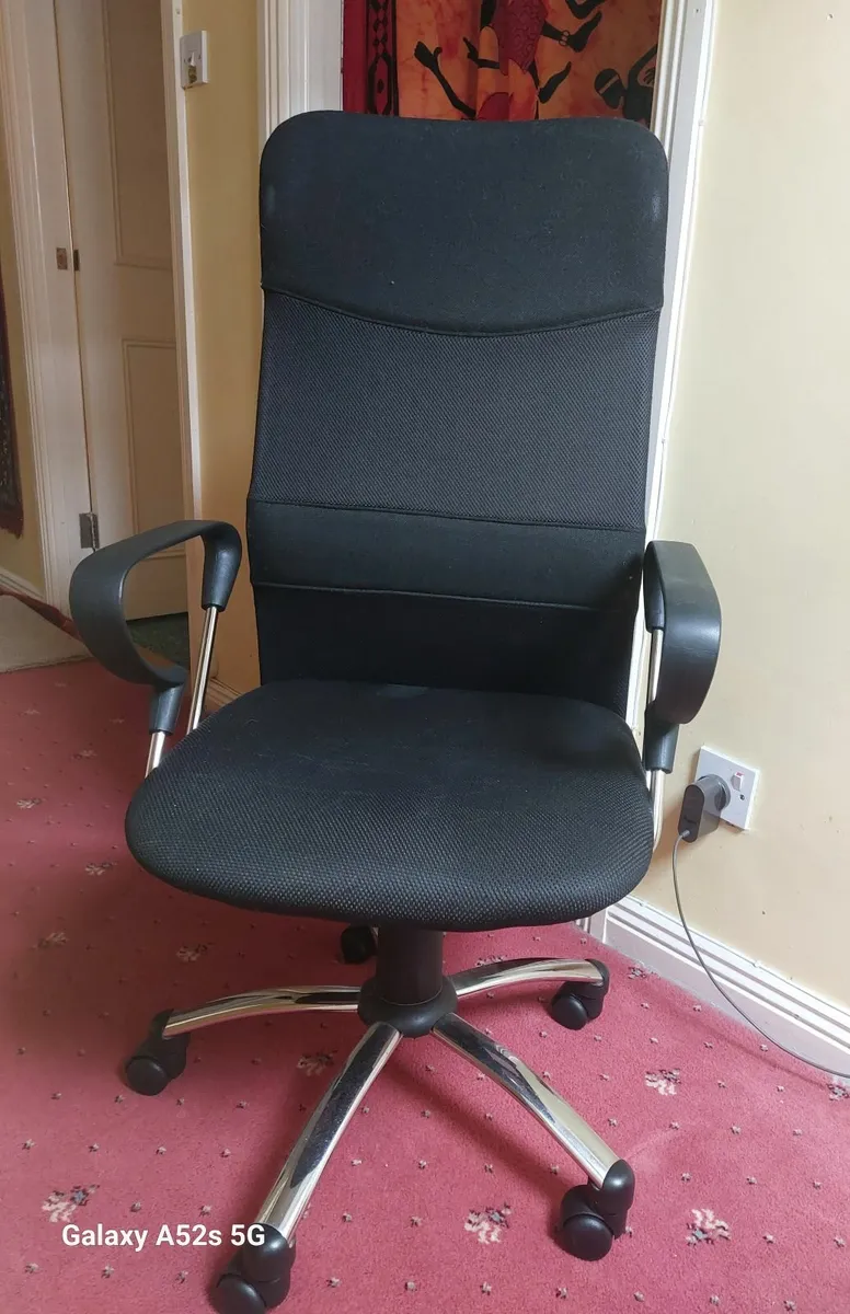 Office chair - Image 2