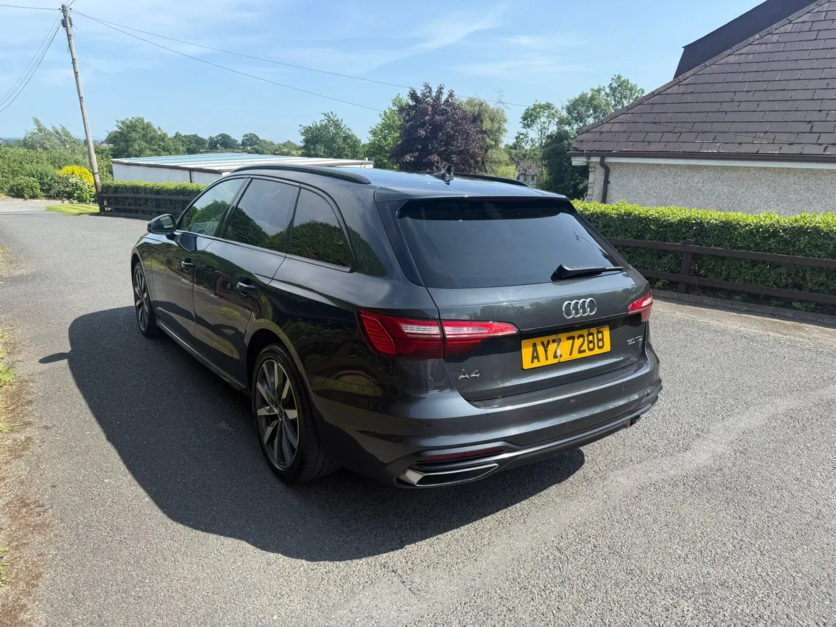 2021 Audi A4 30 2.0 Tdi Auto Estate NI REG - Image 4