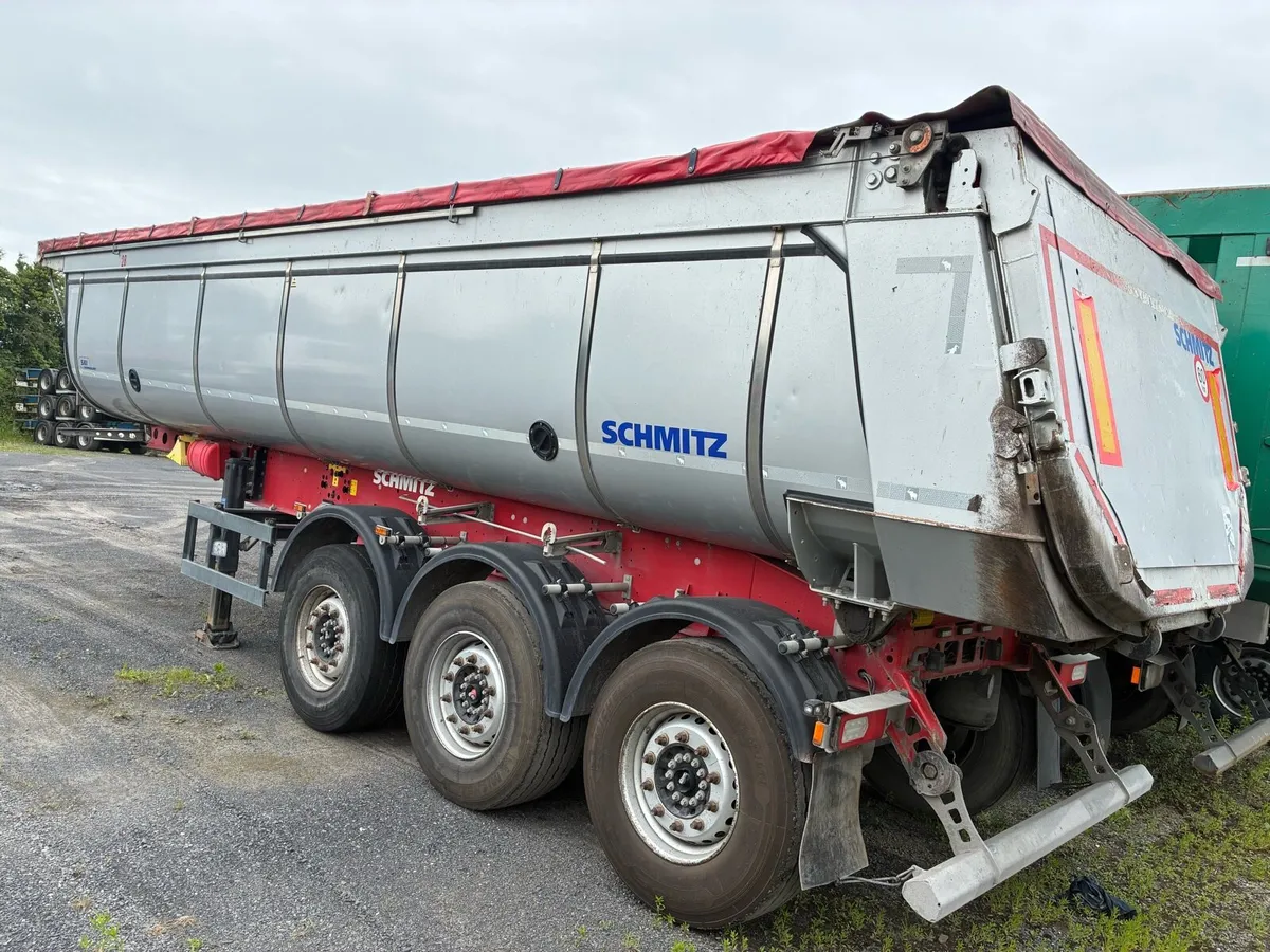 Tar Spec Schmitz Tipping Trailers - Image 1