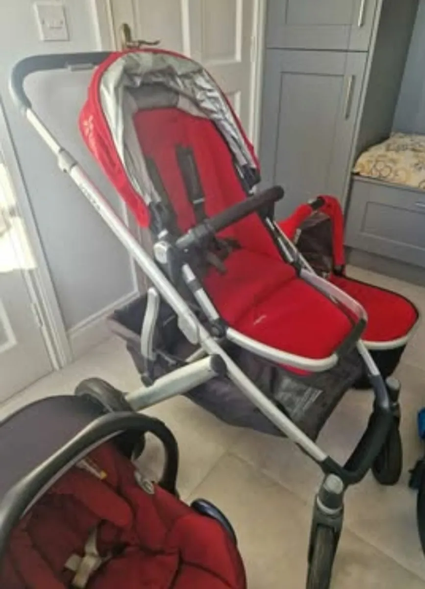 Uppa Baby Travel System in Red - Image 1