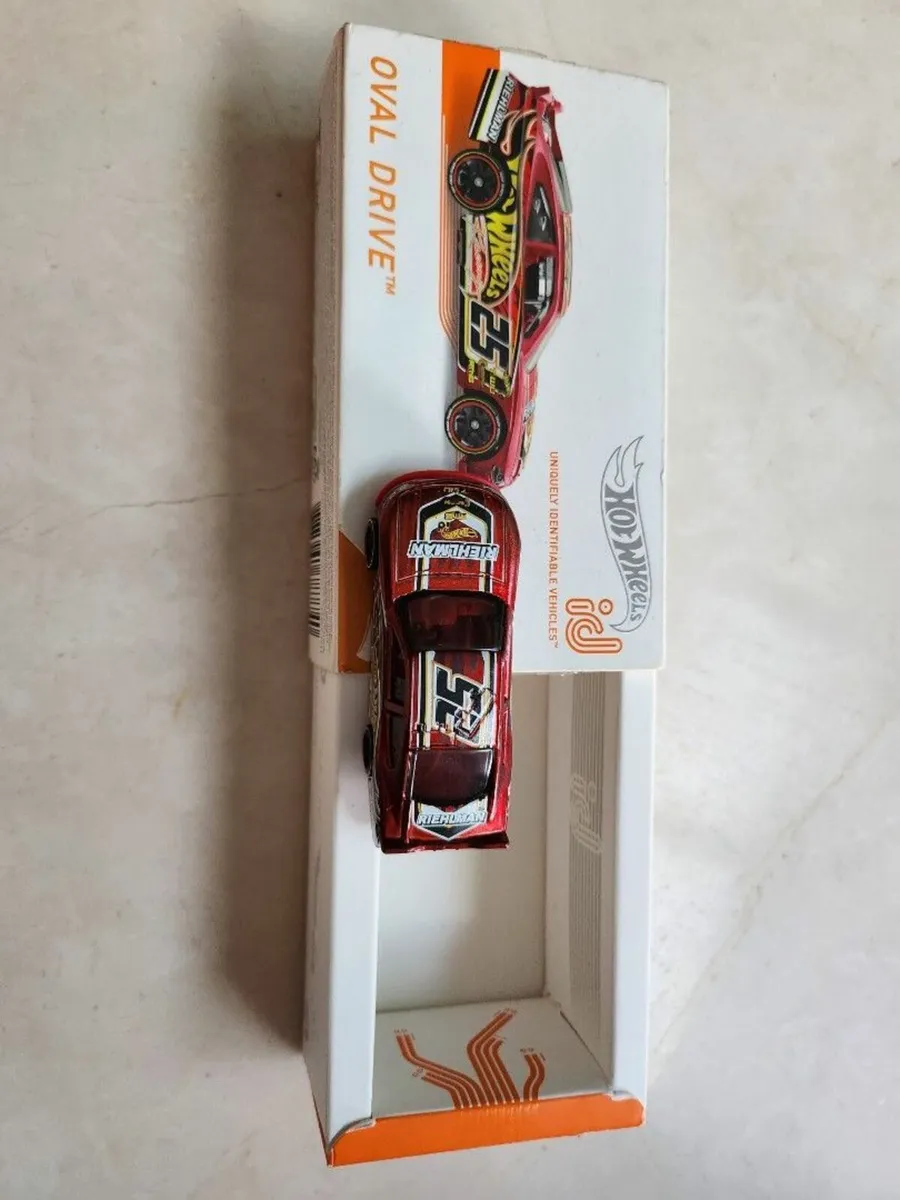 Hot Wheels ID Oval Drive car with box - Image 2