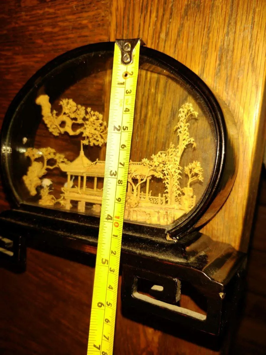 CHINESE MAHOGANY, Vintage Hand Carved Piece ! - Image 2