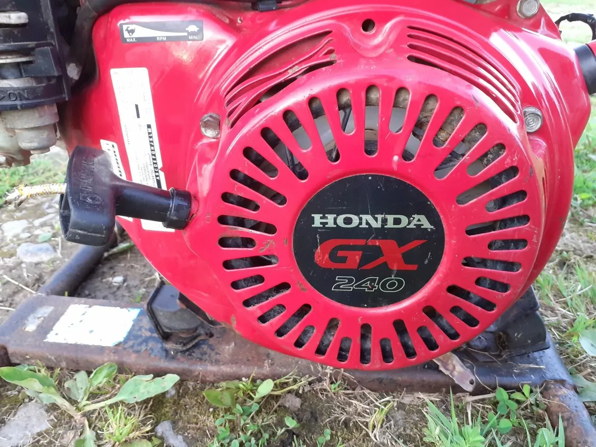 HONDA GX240 3"WATERPUMP - Image 1