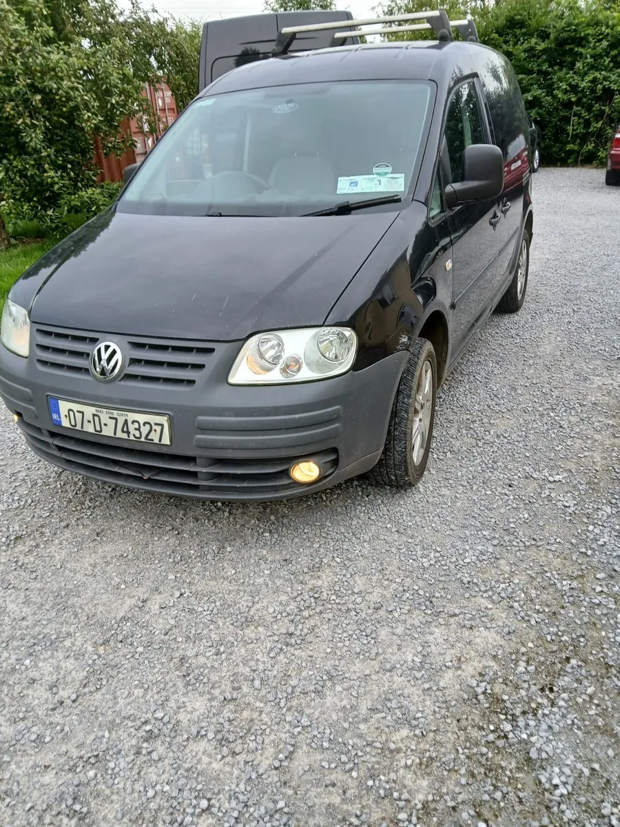 Volkswagen Caddy 2007 - Image 2
