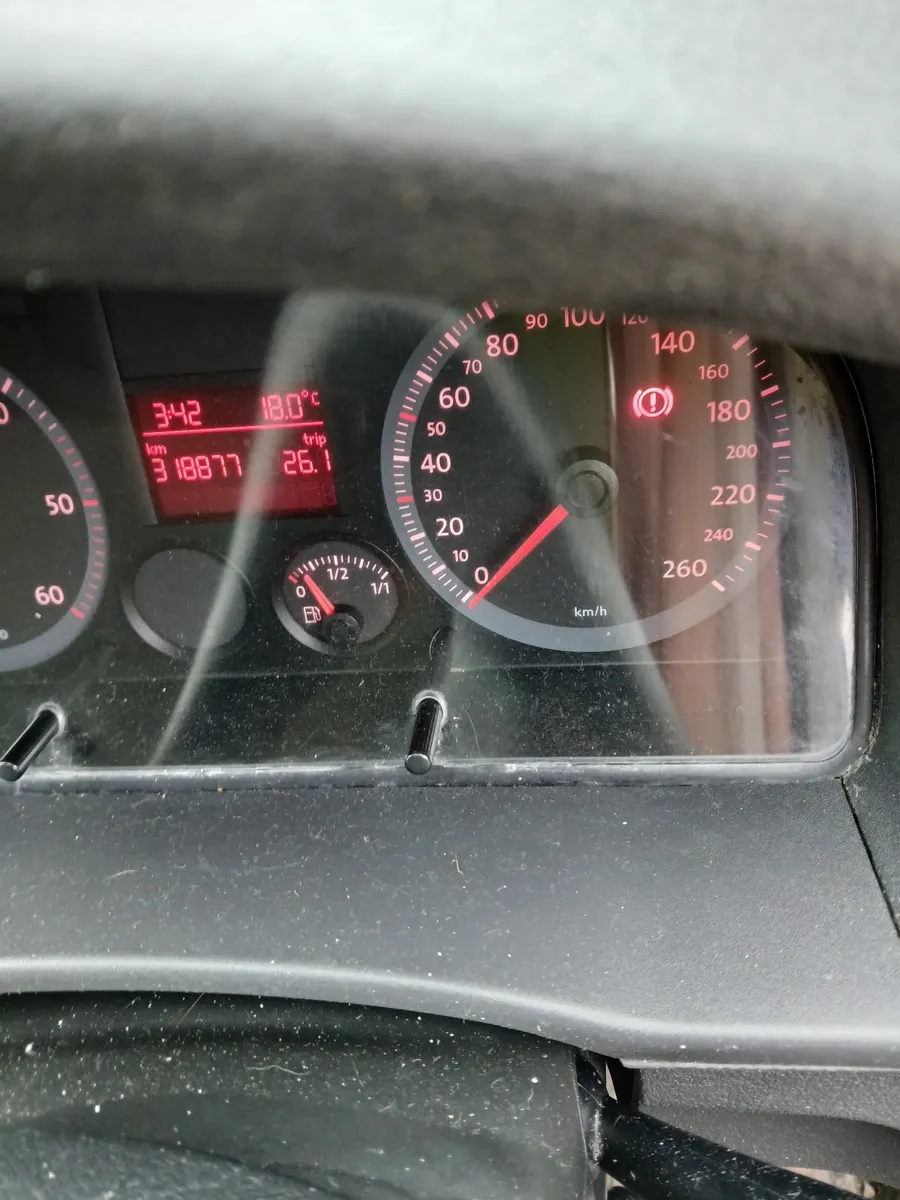 Volkswagen Caddy 2007 - Image 3