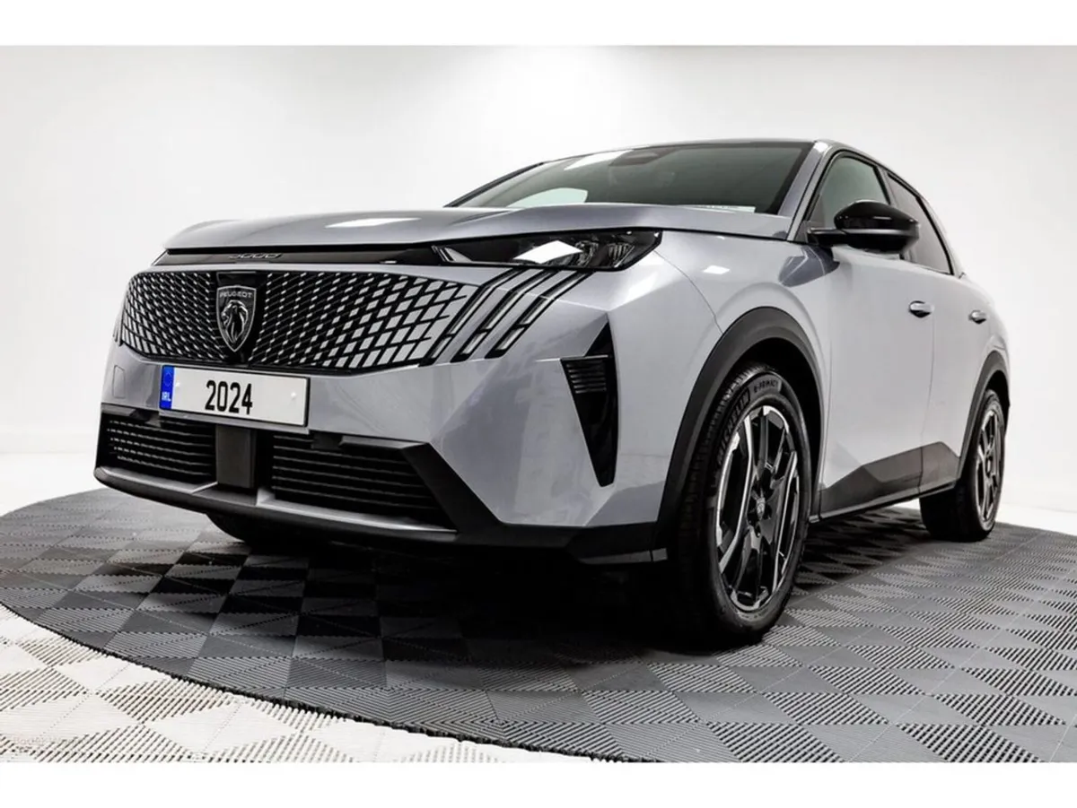 Peugeot 3008 E-allure 73kwh 210BHP - Image 3