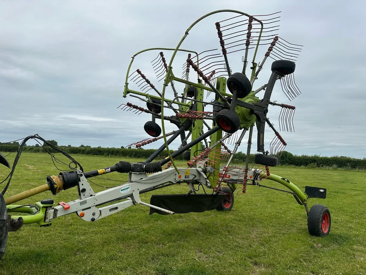 Claas liner 2700 rake - Image 1