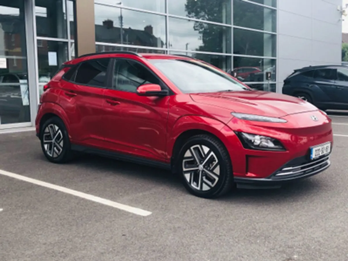 Hyundai Kona Premium EV 64kwh - Image 3