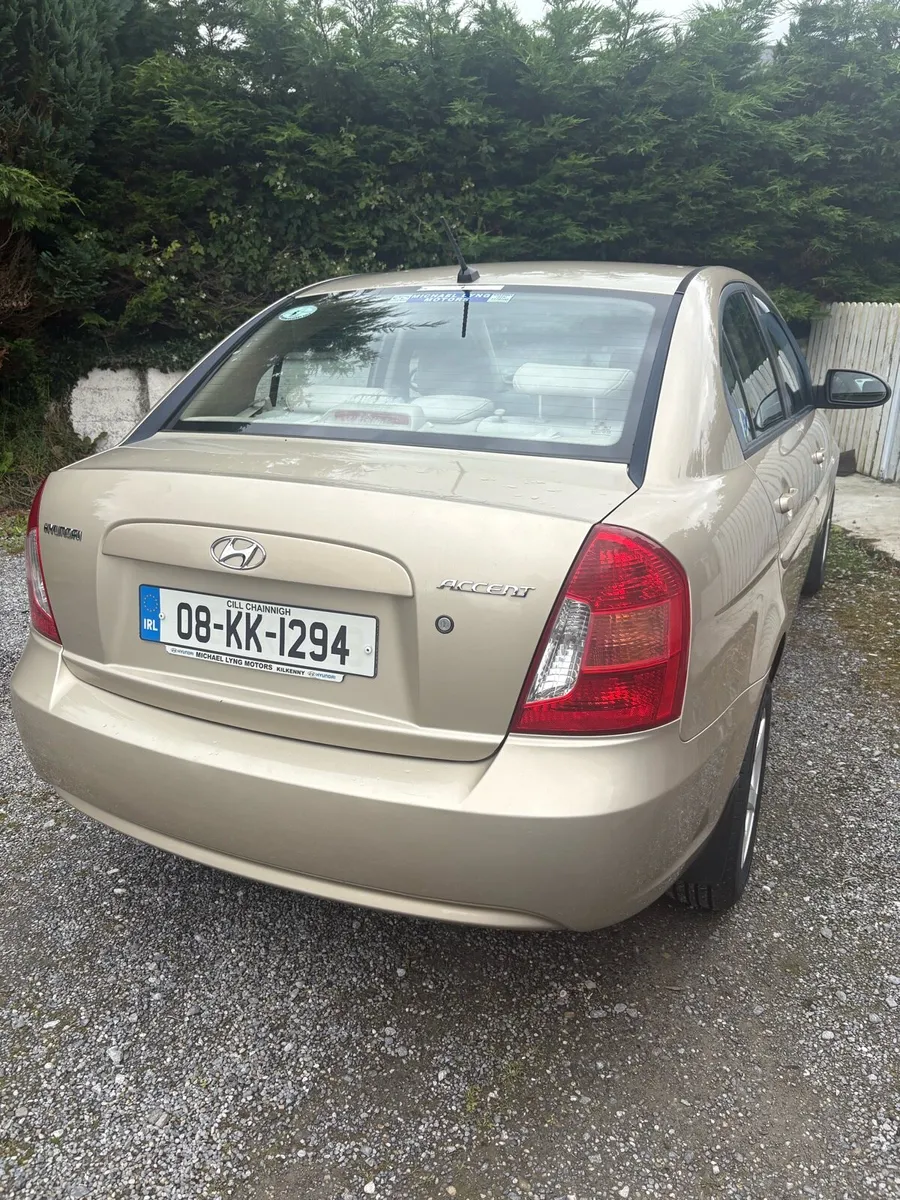 Hyundai Accent 2008 - Image 2