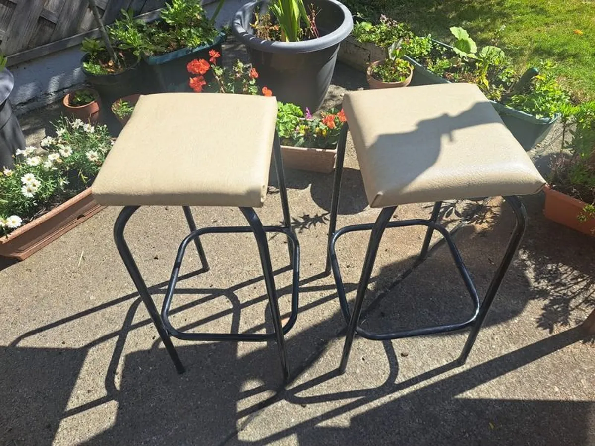 Two stools grey/cream/off-white