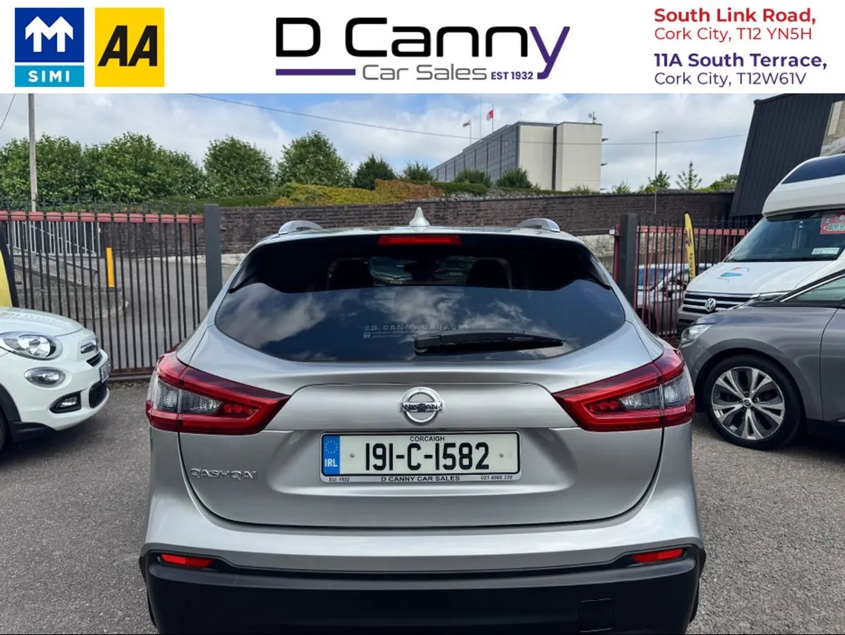 Nissan QASHQAI 1.2 SV 18 4DR - Image 3