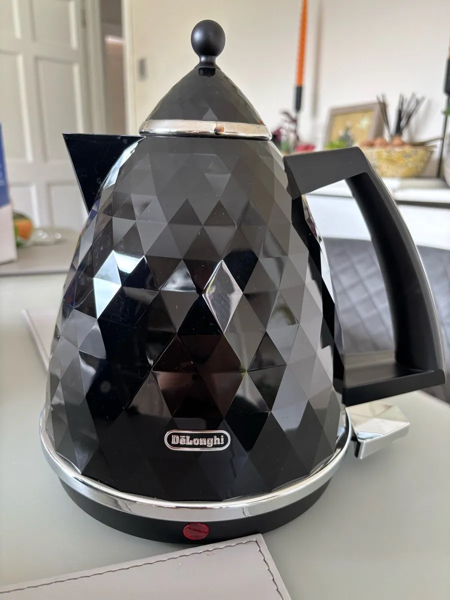 Electric kettle - Image 1