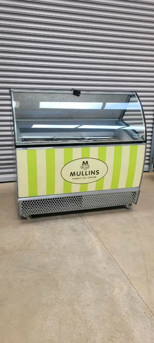 Ice Cream Display - Image 1