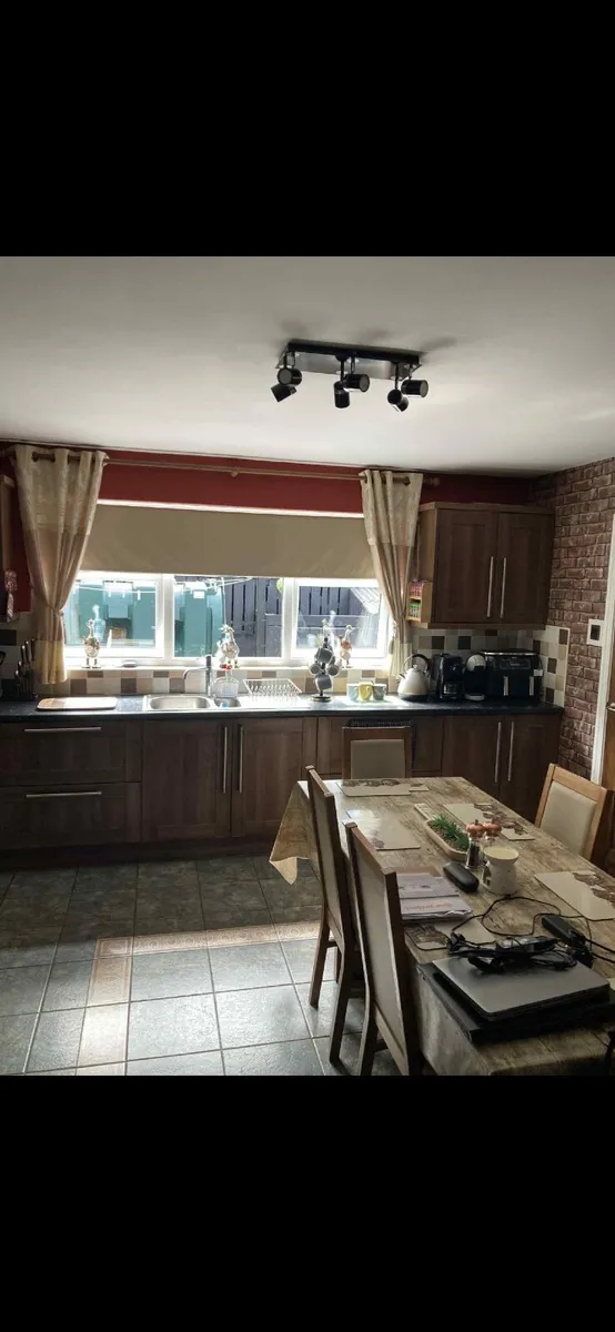 Kitchen - Image 2