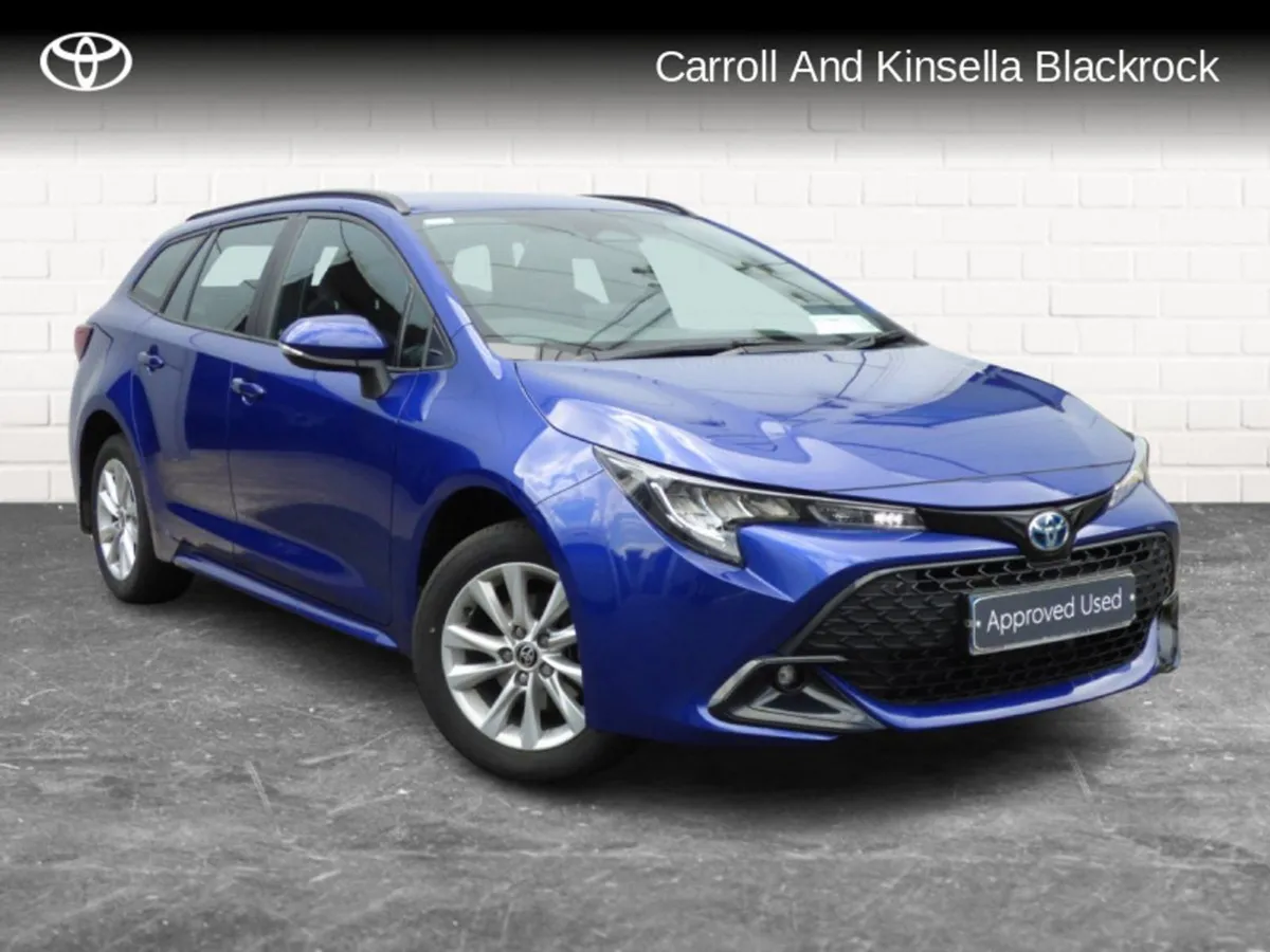 Toyota Corolla Hybrid Luna Touring Sports - Image 1