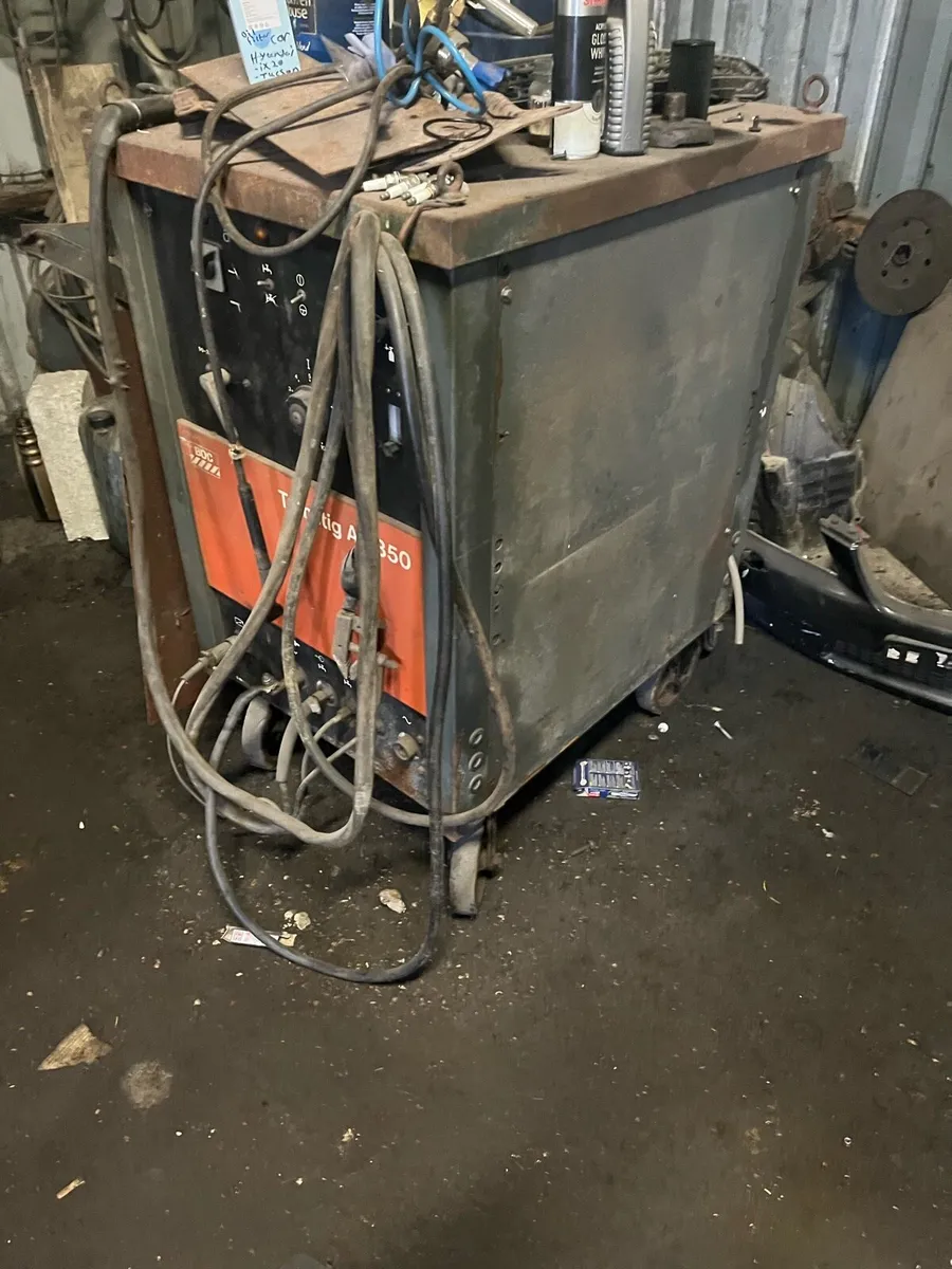 Boc 350 amp Water cooled welder - Image 1