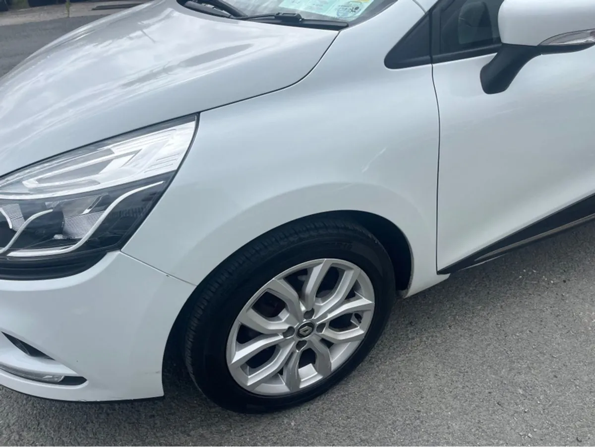 Renault Clio IV Dynamique NAV TCE 90 M 4DR - Image 3