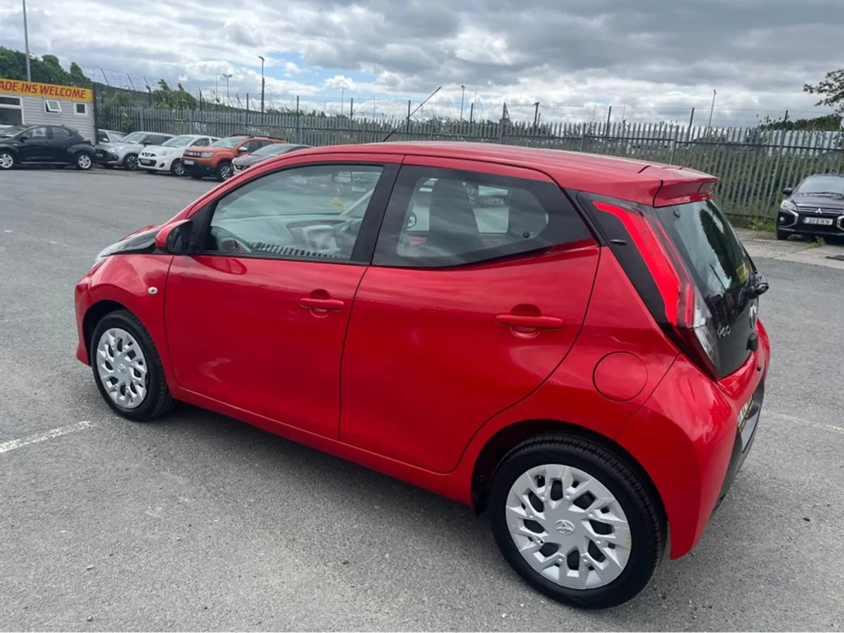 Toyota AYGO 1.0 Vvt-i TSS X-play 5DR 71bhp Financ - Image 3