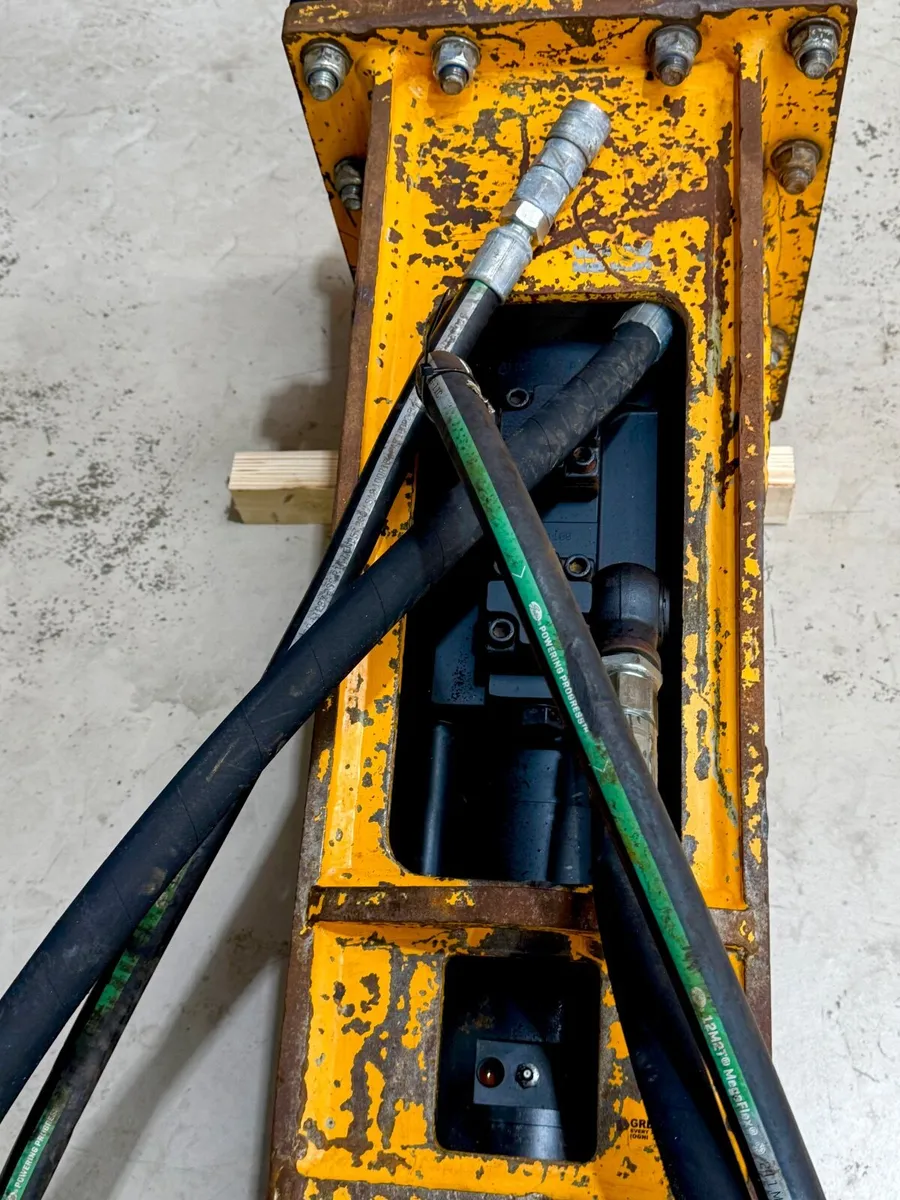 Rock hammer Indeco HP1500 - 2024 - Image 3