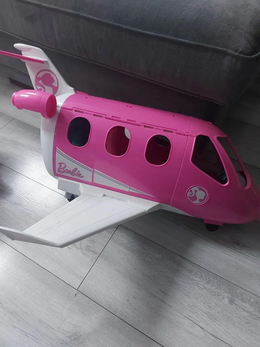 Barbie plane set and boat - Image 4