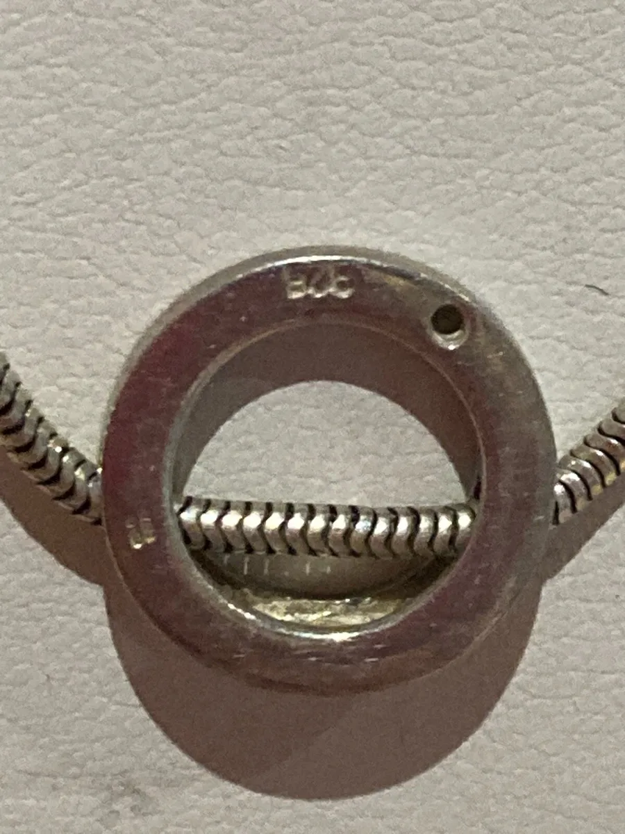 Sterling Silver pendant and chain - Image 3