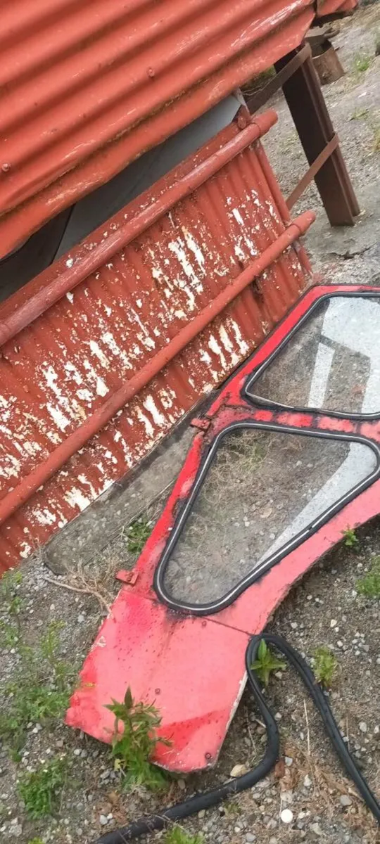 Tractor cab - Image 3