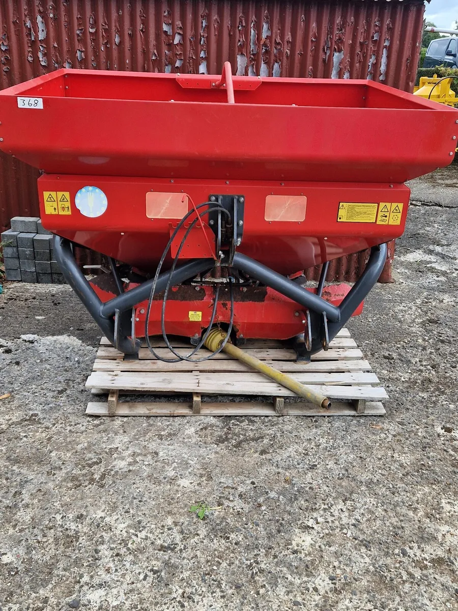 Vicon rotaflow fertiliser Spreader - Image 1